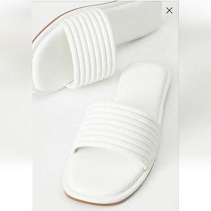 NEW Women's White Slide Sandal